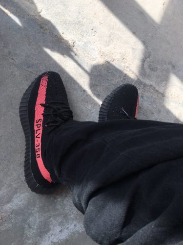 Yeezy  Boost 350 V2 Red photo review