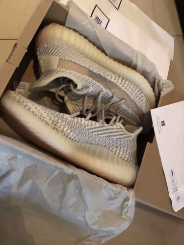 Yeezy Boost 350 V2 Lundmark photo review