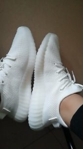 Yeezy  Boost 350 V2 Triple White photo review