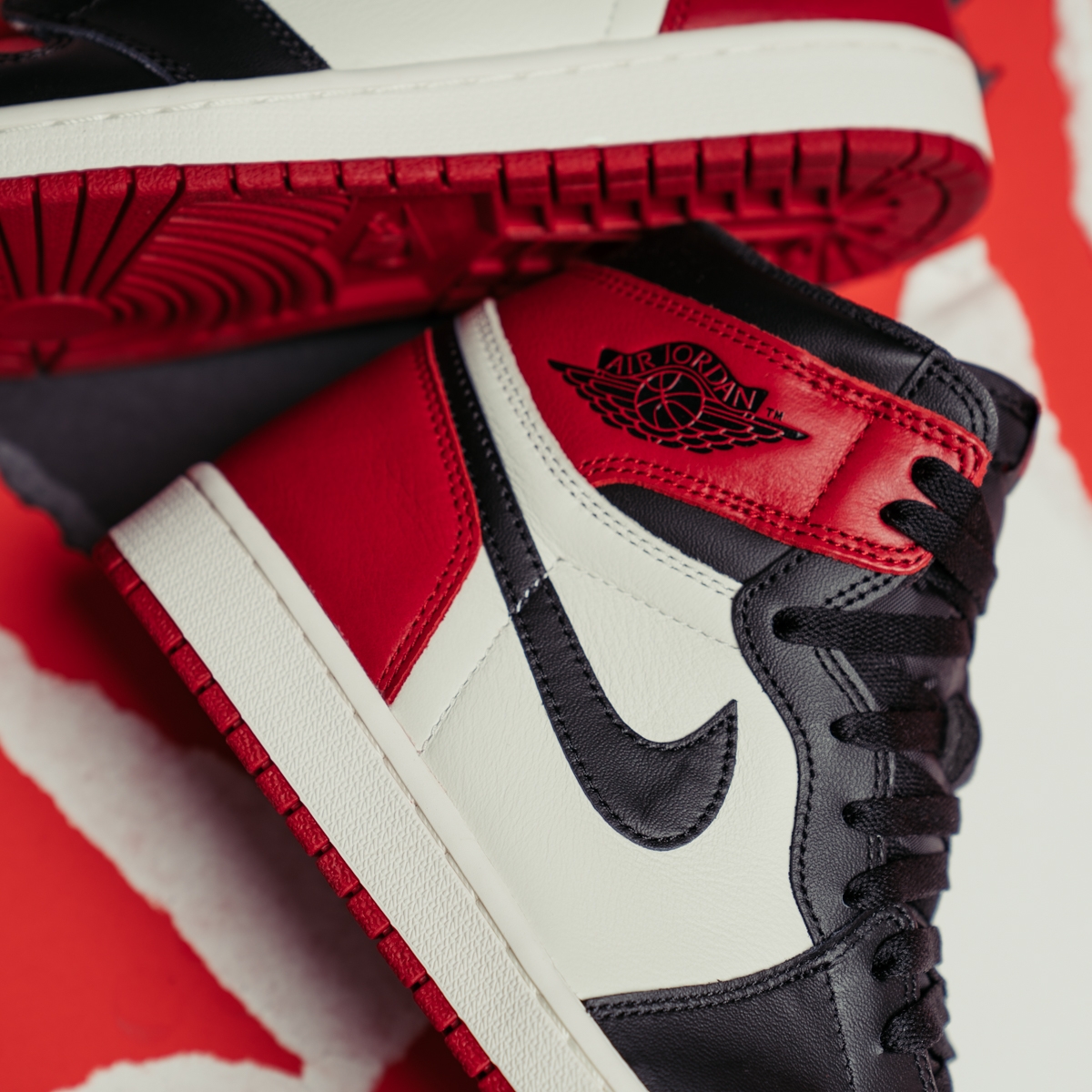 Air Jordan 1 Retro High OG Bred Toe - Pk-Kicks