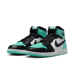 Air Jordan 1 Retro High OG 'Green Glow' - Image 3
